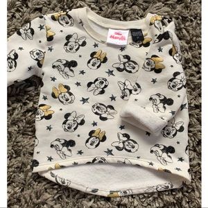 •Minnie Mouse Sweatshirt•